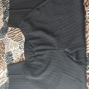 Women's Pull On Pants 'Slacks' Sz 16